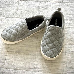 Old Navy- slip on sneakers // GUC